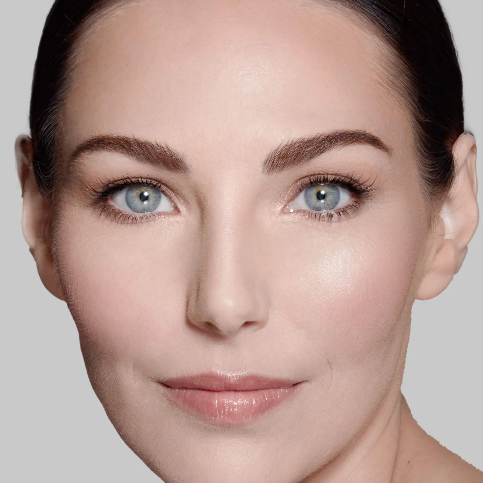 Foundation + Concealer - Image 5